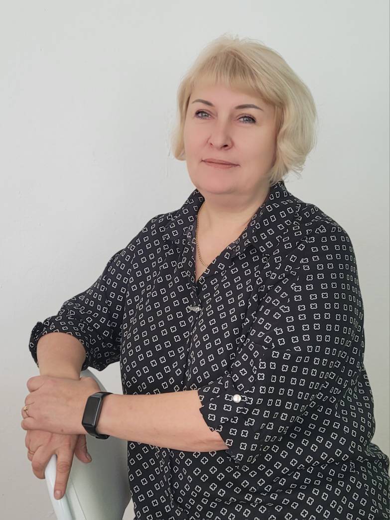 Чивикова Елена Ивановна.