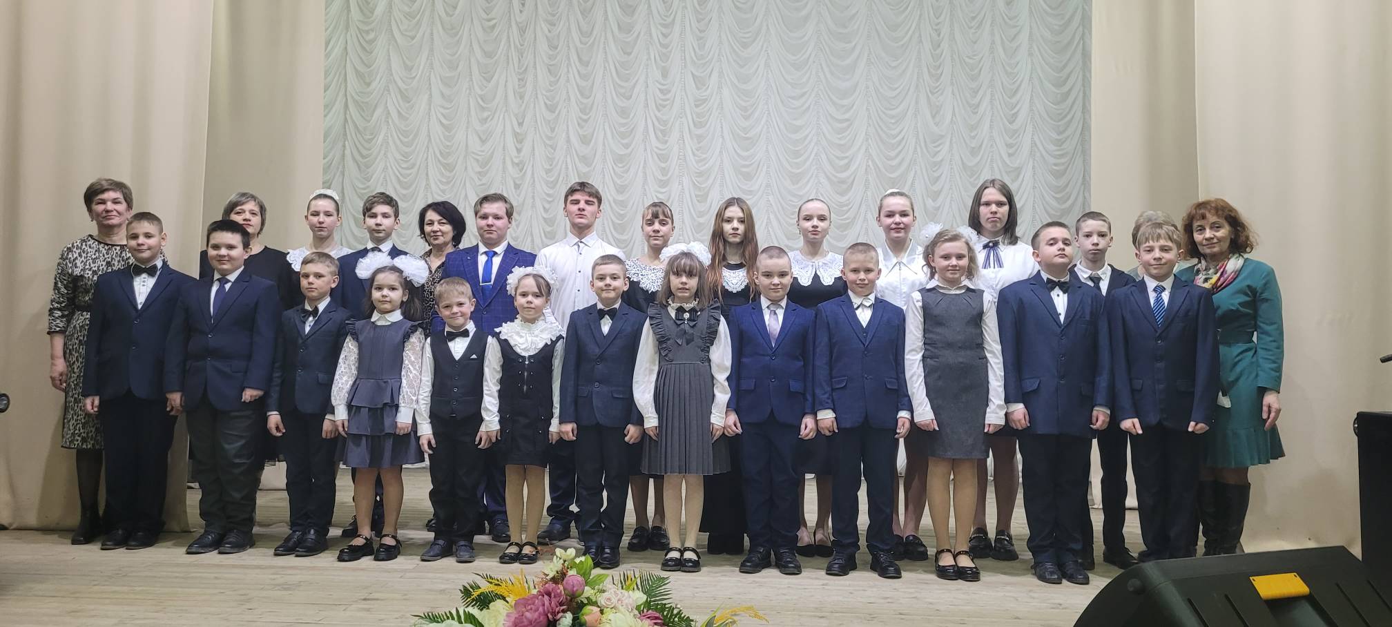 Районный смотр самодеятельного художественного творчества.